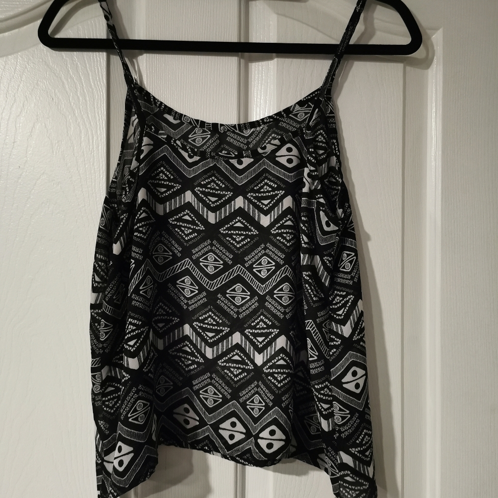 Crop tank - Picture 2 of 2